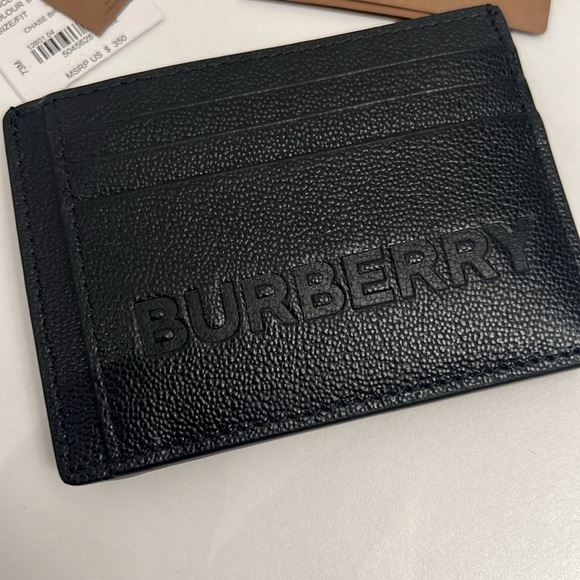 BURBERRY NWT BLACK CARD HOLDER with money clip Comes with a dust Bag and plastic - Picture 1 of 6